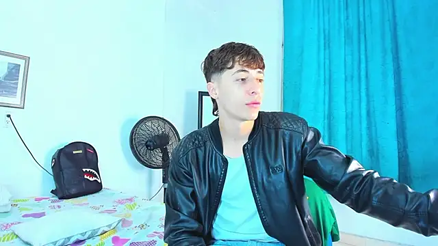 AlessandroDybala online show from April 17, 12:52 pm