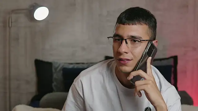 SymonPrince online show from February 5, 3:24 am