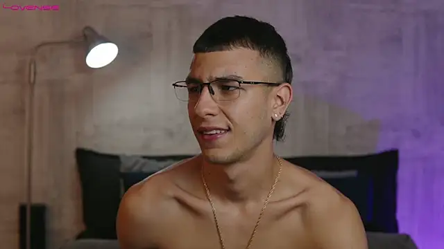 SymonPrince online show from February 12, 12:49 am