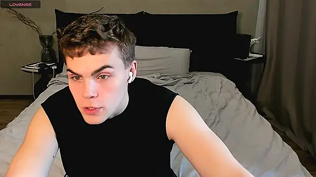 simonwnl online show from June 27, 11:02 am