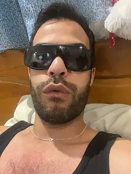 Jobay-zine online show from April 16, 1:16 am