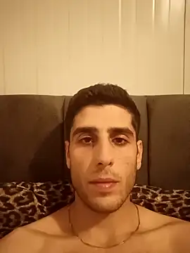 arenn1997 online show from March 6, 10:18 pm