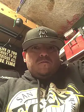 valleyoneofakind online show from February 19, 5:59 am