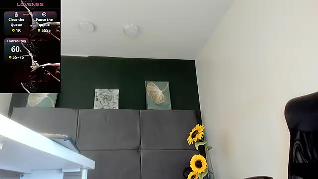 Jan Flp online show from March 19, 1:47 pm