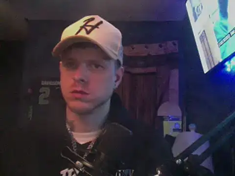 traejddd online show from May 12, 3:26 am