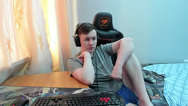 iliaskrislove online show from May 3, 1:19 am