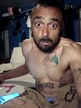 C8L3U online show from April 18, 9:33 am