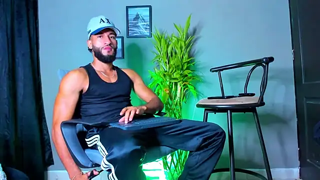 Damian 022 online show from November 11, 12:32 pm