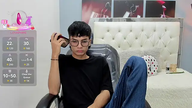 Noha scott online show from April 15, 10:53 pm