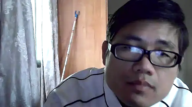 findagirlfriend online show from December 19, 9:40 am