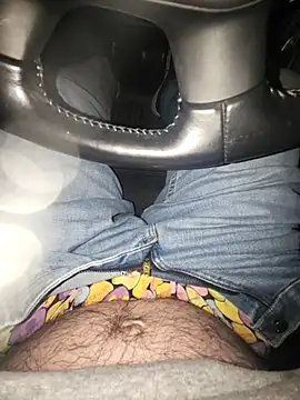 Policeman20742 online show from November 11, 7:02 am