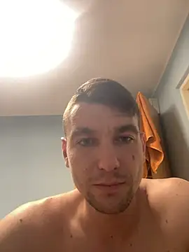 shufflercat online show from October 10, 8:35 pm