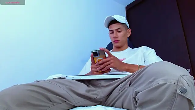 Valerio 20 online show from March 18, 3:22 pm