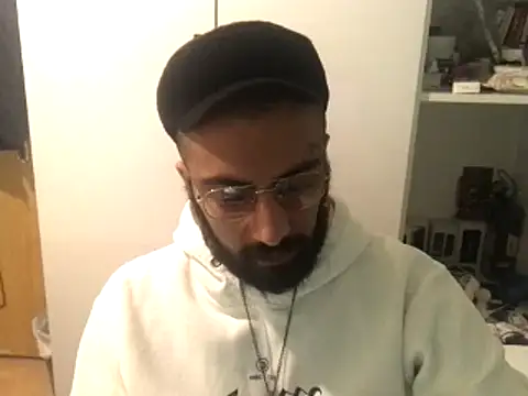 MasterKARATASSAKK online show from February 28, 8:50 pm