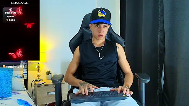  CamiloBass online show from June 23, 2:16 am