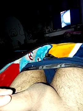 slawlargo01 online show from March 31, 8:49 am