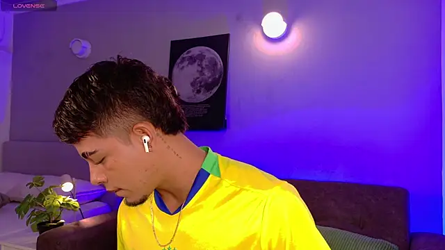 Ken-boy  online show from June 26, 9:45 am