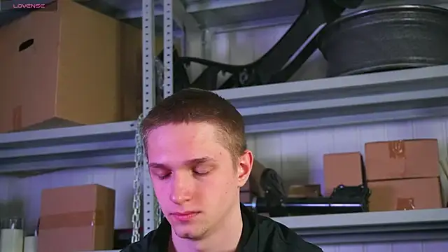 dustyn fox online show from April 10, 9:16 am