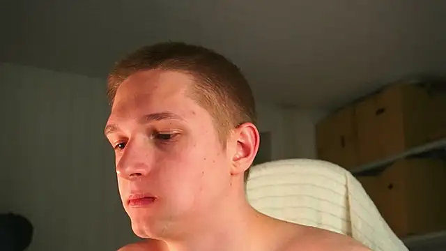 dustyn fox online show from April 15, 4:51 pm