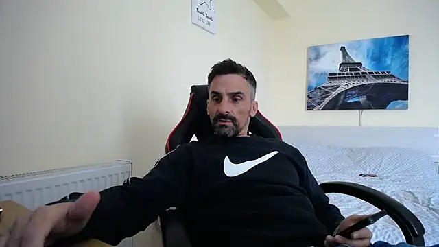 amydamarw online show from April 9, 12:00 pm