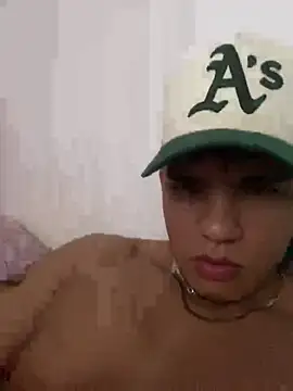 SolanoJr online show from April 2, 9:55 pm