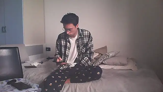 xentetube01 online show from March 2, 10:33 am