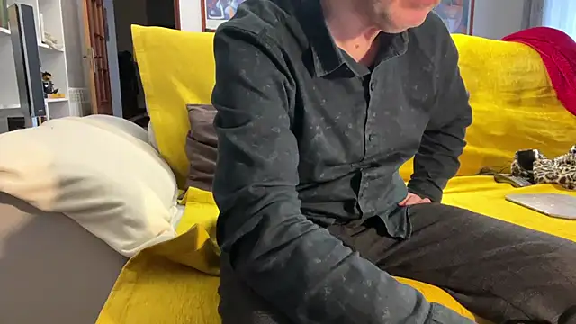 fastuga24 online show from February 9, 4:44 pm