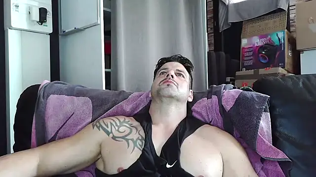 XxBigboybandxX online show from March 22, 2:44 pm