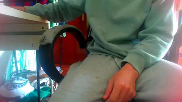 ruben1223 online show from March 26, 10:52 am