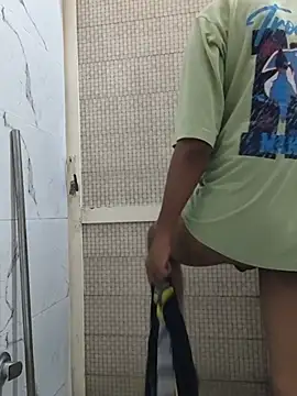 Shubuu  x online show from July 10, 7:59 pm