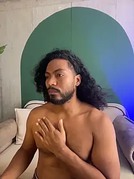 noah jones   online show from February 23, 4:08 pm