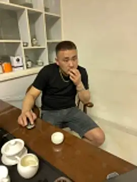 ShaoZian 1 online show from April 11, 4:21 pm