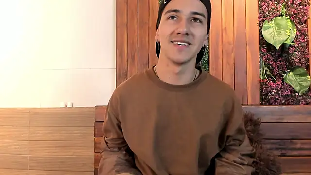 Andy Joy  online show from July 10, 11:24 am