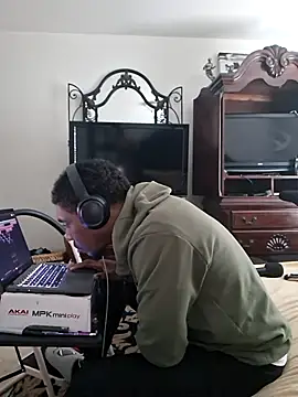 bigboytoy912 online show from July 19, 7:42 pm