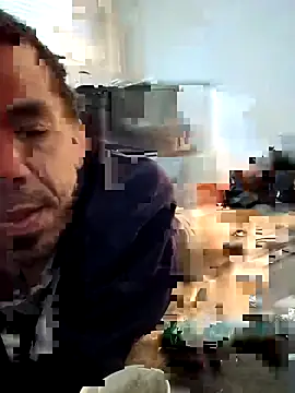 Tjskigh online show from May 3, 6:32 pm