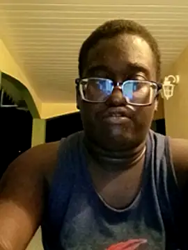 Jeanlaurent972 online show from April 14, 11:15 pm