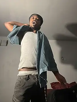 SluttyLyfe4L online show from May 5, 12:56 am