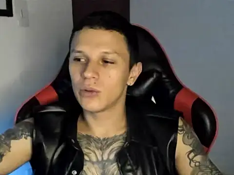 goodboy69l online show from June 25, 12:57 am