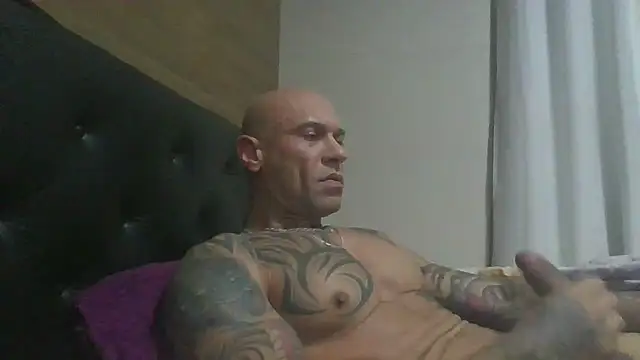 Arc8njoblack online show from July 3, 3:34 am