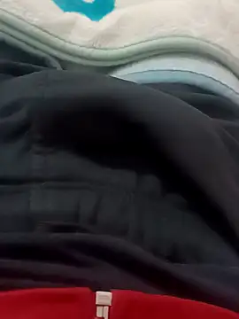 zazaza12ratyuijgg online show from February 1, 9:13 pm