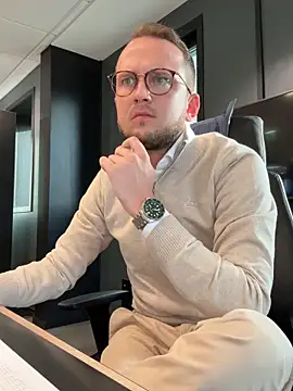 thehornyguy97 online show from April 28, 5:45 am