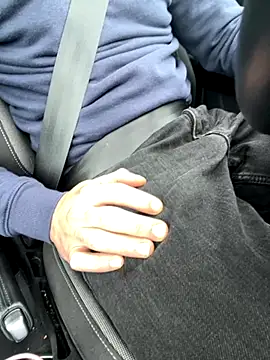 portugadopau online show from November 29, 1:13 pm