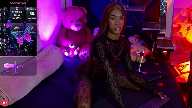 Kendall Gil online show from April 1, 5:09 am