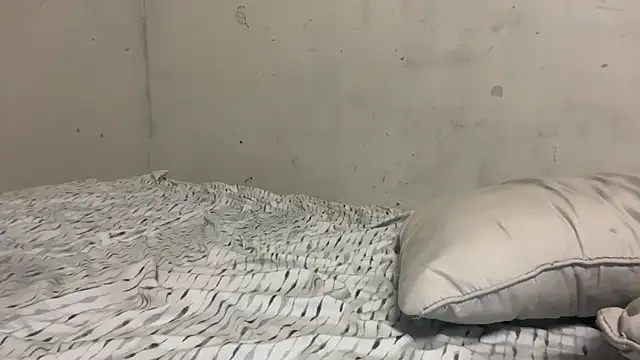 Horny4maturepAnties online show from September 11, 8:02 am