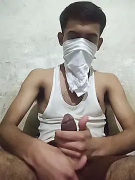 p B  online show from February 23, 10:45 am