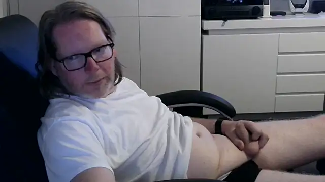 VSteph online show from July 8, 10:25 pm