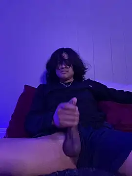 plutomf online show from December 1, 7:50 pm