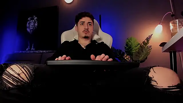 uptomatty online show from March 22, 8:30 am