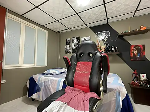 marcel crawford96 online show from March 23, 4:02 pm