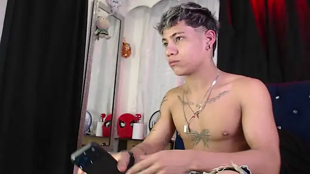 Sexys Boys Hot1 online show from June 20, 1:10 am